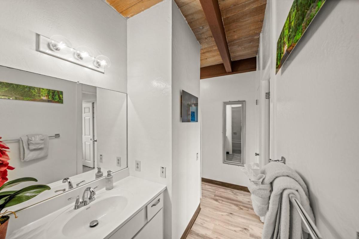 Newly Upgraded 1Br Unit Near Beach Max Of 5 Guests Kailua-Kona Dış mekan fotoğraf