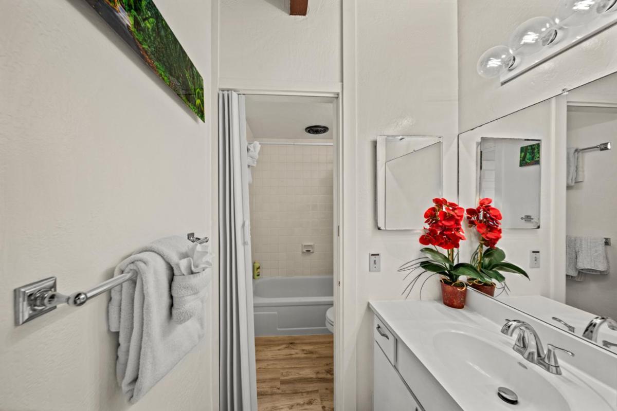 Newly Upgraded 1Br Unit Near Beach Max Of 5 Guests Kailua-Kona Dış mekan fotoğraf