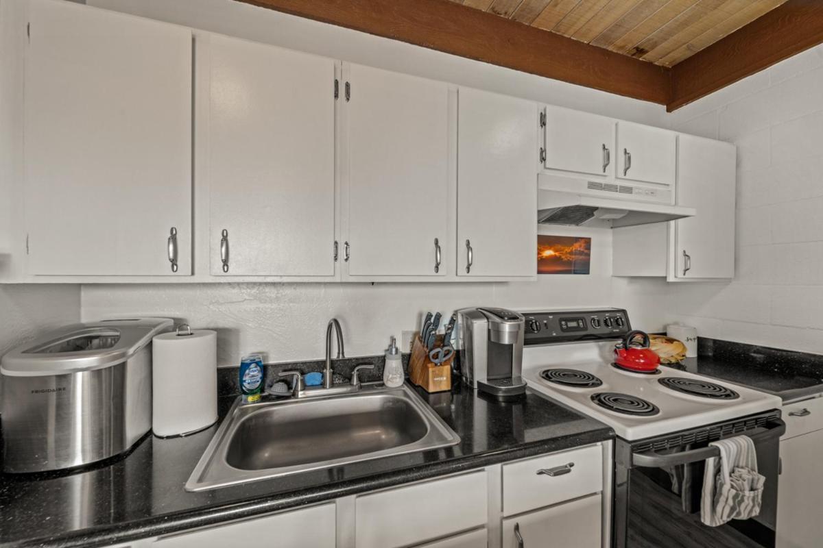 Newly Upgraded 1Br Unit Near Beach Max Of 5 Guests Kailua-Kona Dış mekan fotoğraf