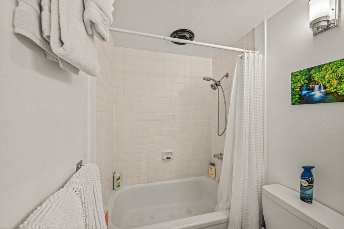 Newly Upgraded 1Br Unit Near Beach Max Of 5 Guests Kailua-Kona Dış mekan fotoğraf